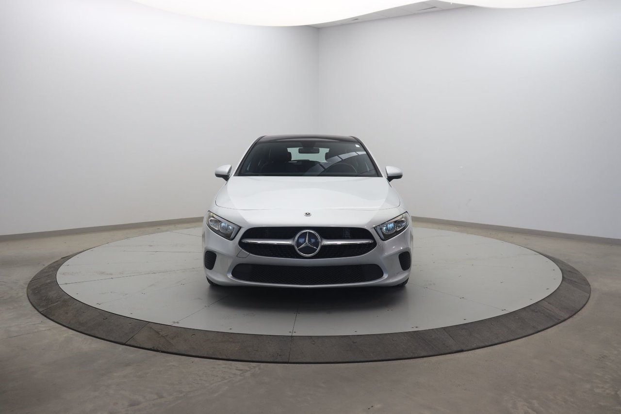 Mercedes-Benz A-Class NIV WDD3F4HB4KJ067955 2019 Gris Chicoutimi - photo #1