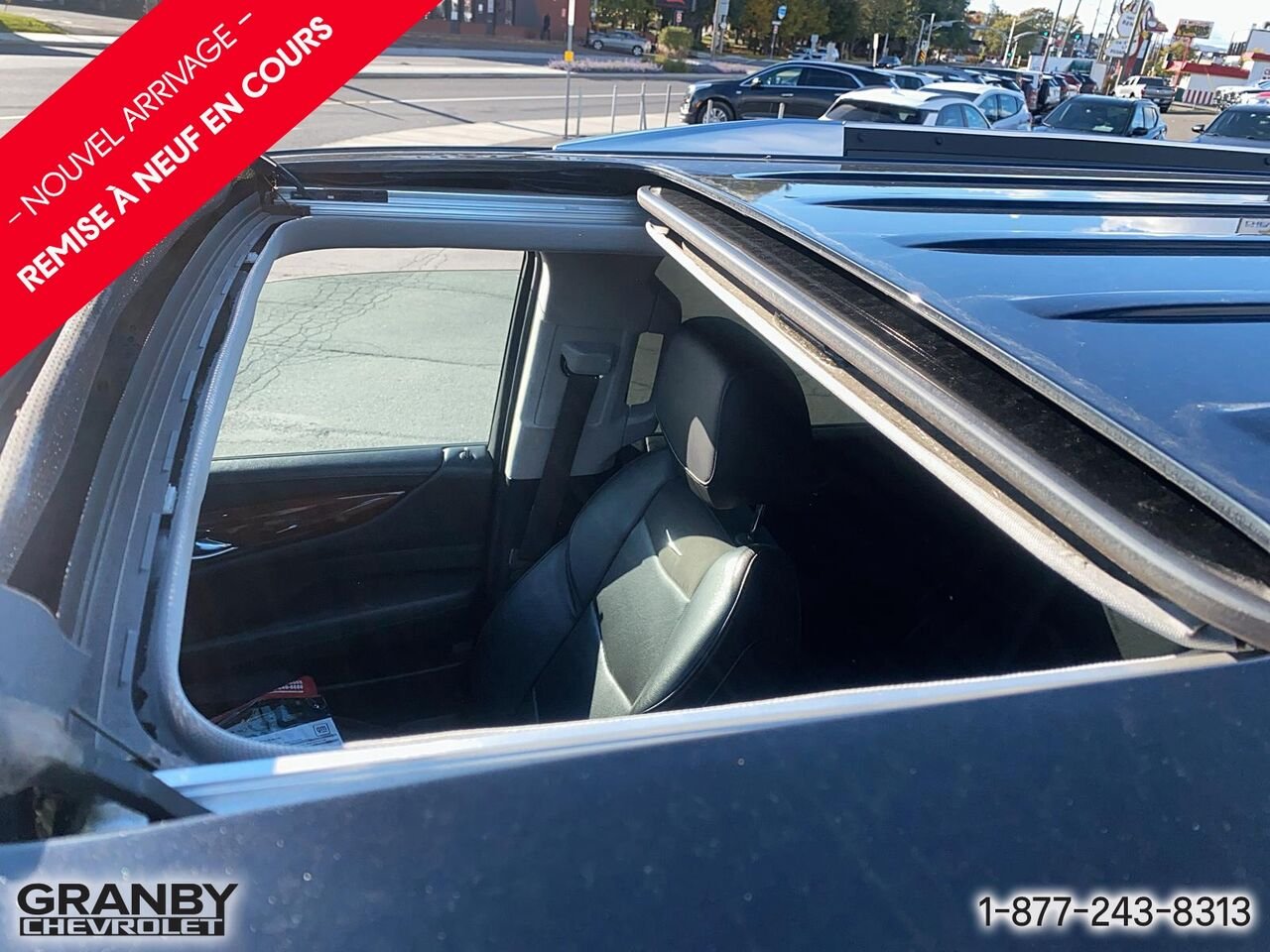 2019 Cadillac Escalade Luxe Haut de gamme 4 portes 4RM | G3887A Black Granby - photo #11