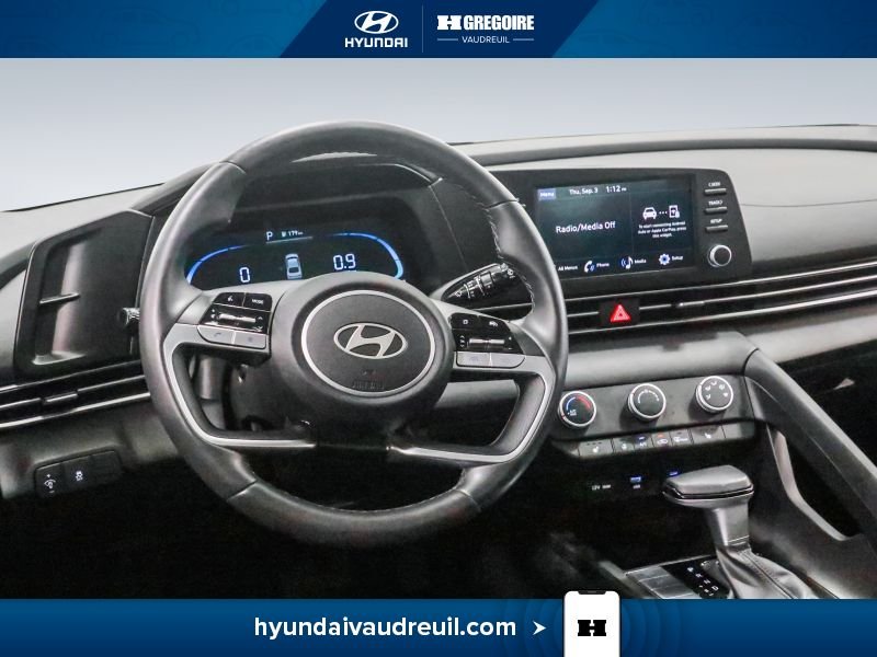 Hyundai Elantra YR830 | Preferred IVT 2025 Blanc Laval - photo #19