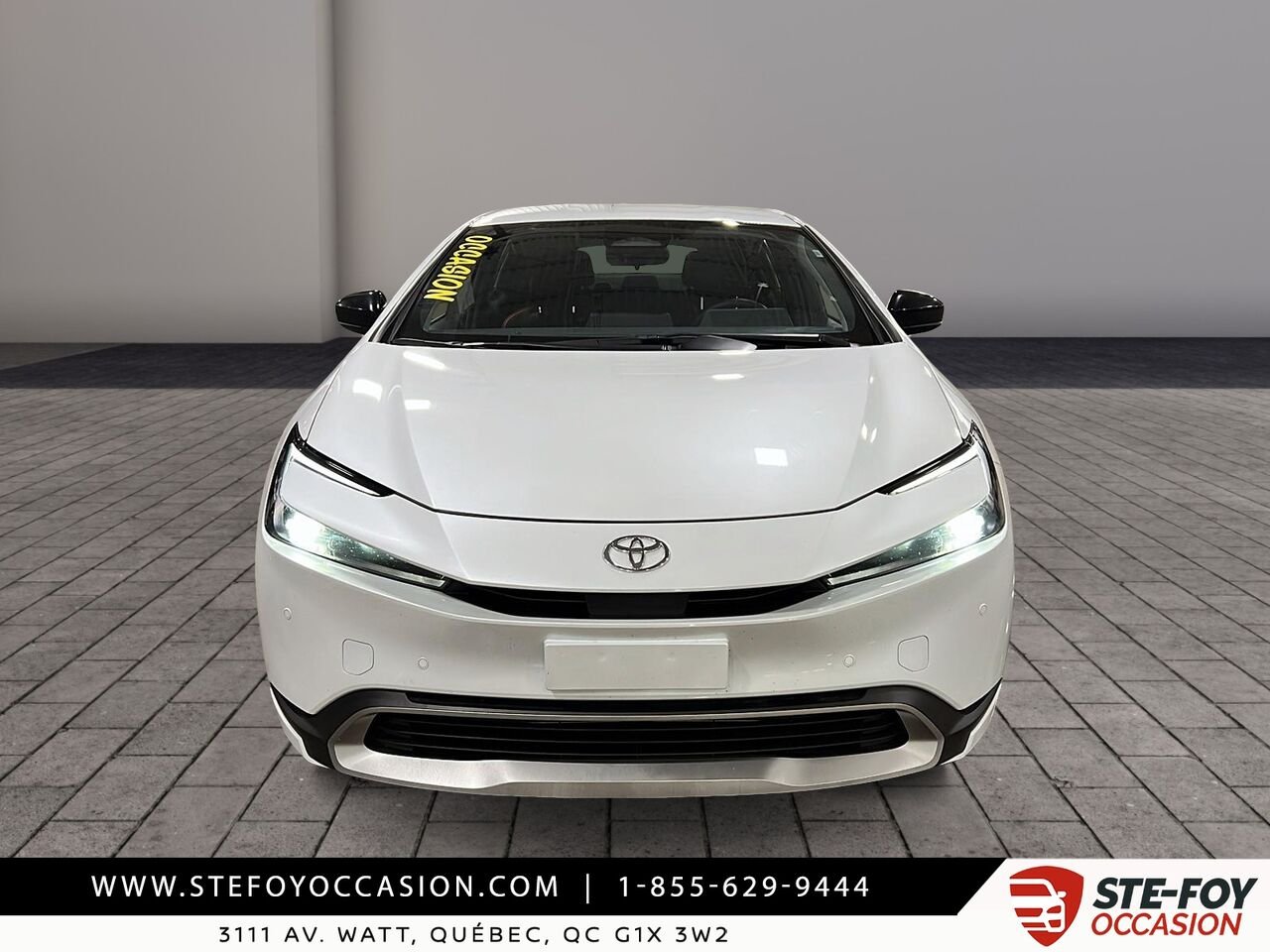 2025 Toyota Prius PLUG-IN hybride SE White Québec - photo #1