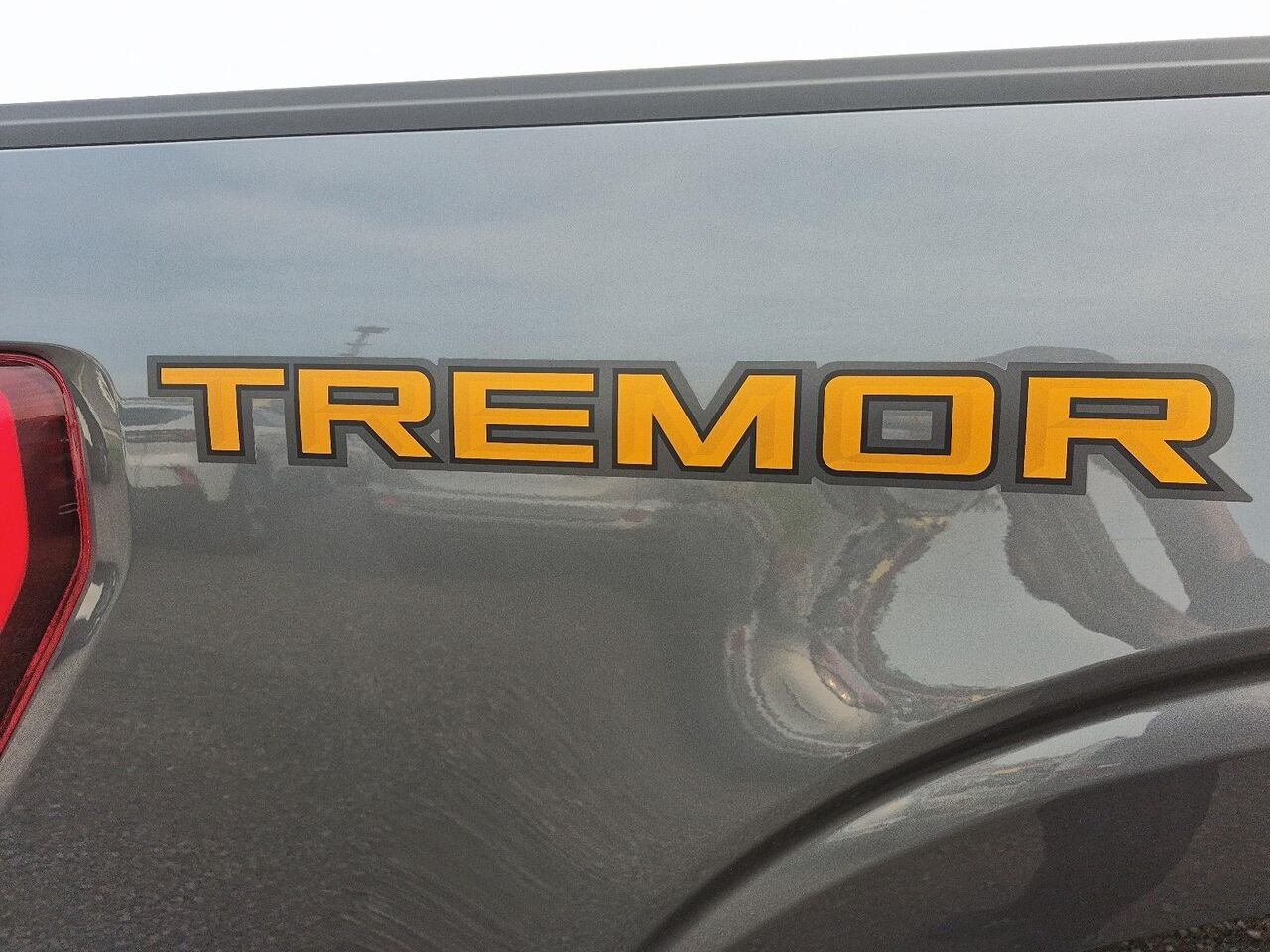Ford F-150 2023 Gris Saint-Jérôme - photo #7