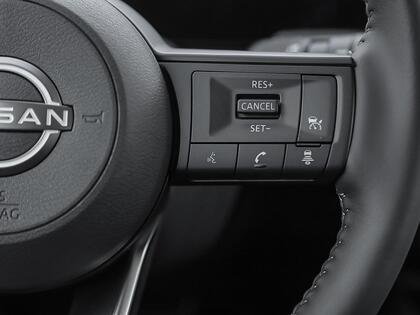 2026 Nissan Kicks Aspen White TriCoat/Super Black Blainville - photo #14