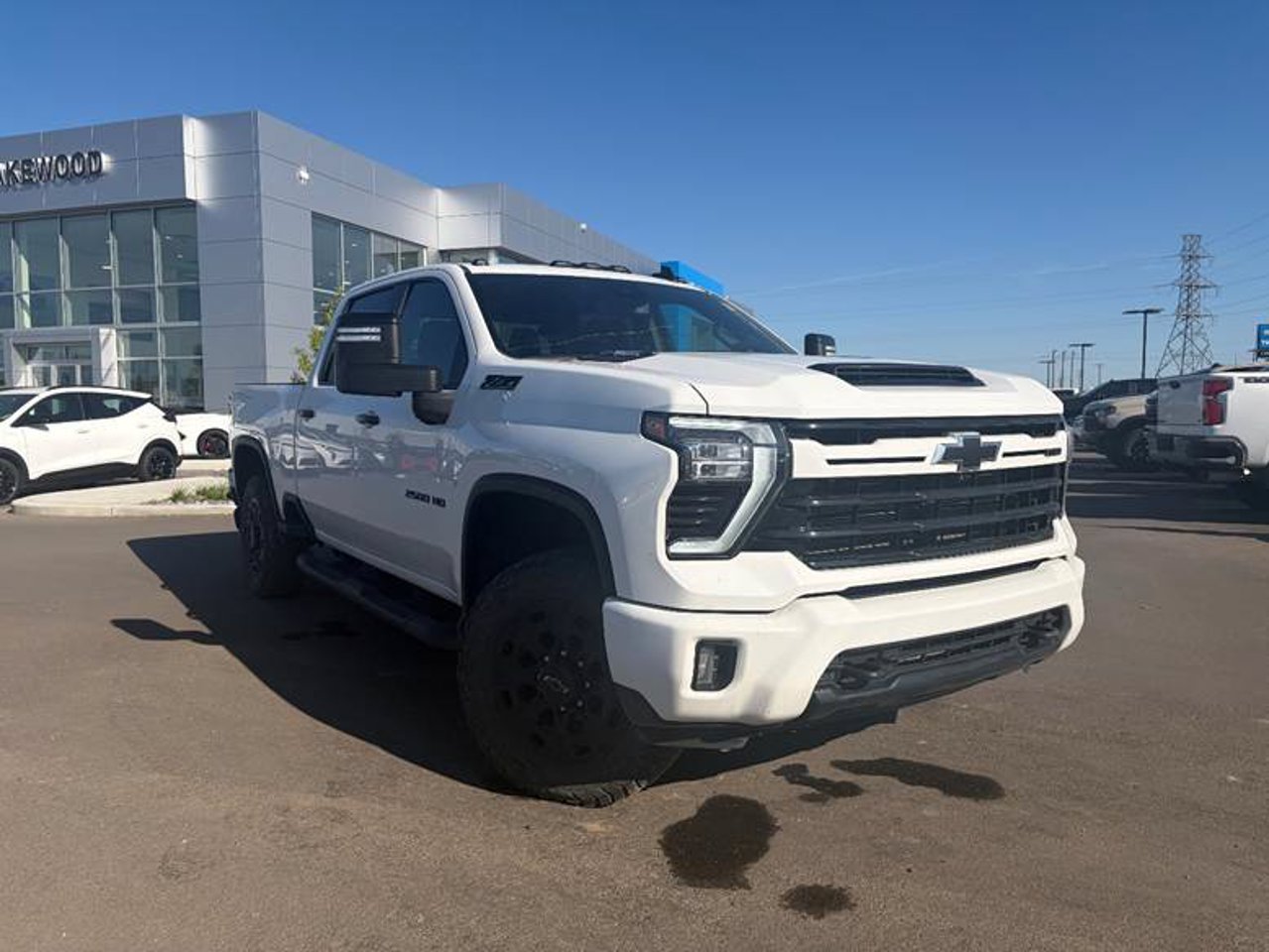 2024 Chevrolet Silverado 2500HD 4WD Crew Cab 159 LT White Sherwood Park - photo #1