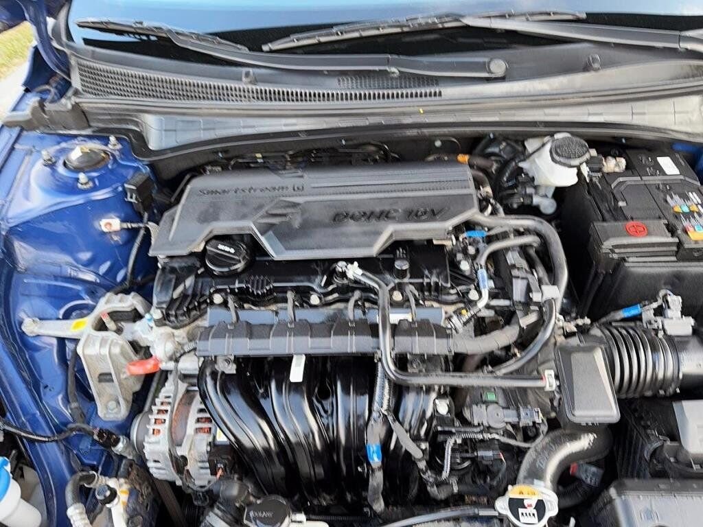2022 Hyundai Elantra Preferred Blue Baie-Comeau - photo #7