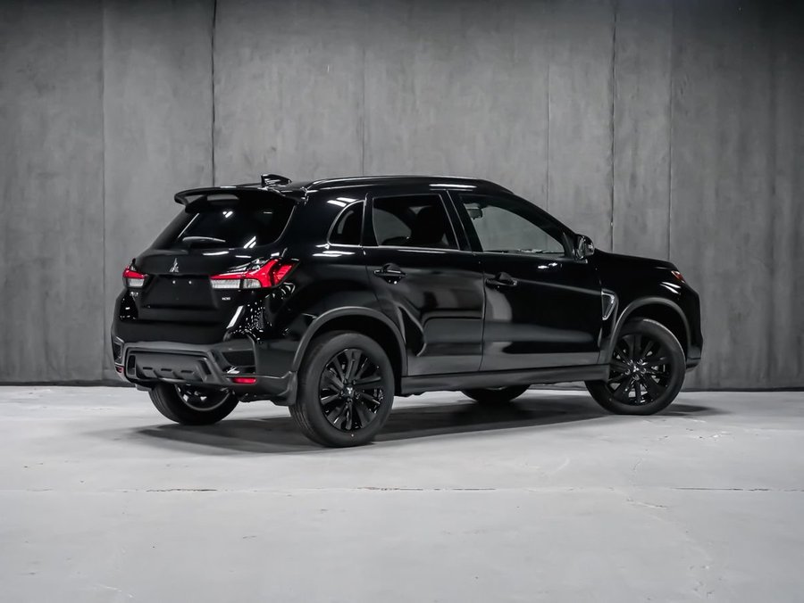 Mitsubishi RVR NOIR 2026 Noir Labrador
