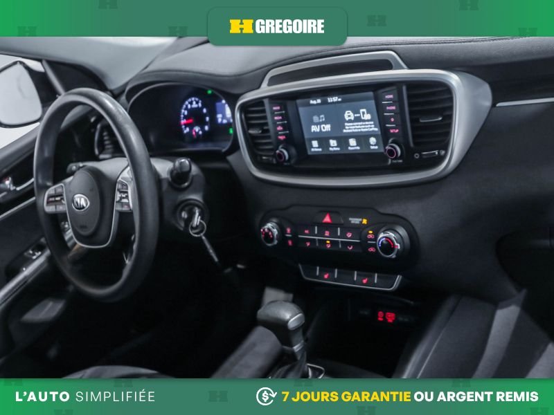 2020 Kia Sorento White Laval - photo #24