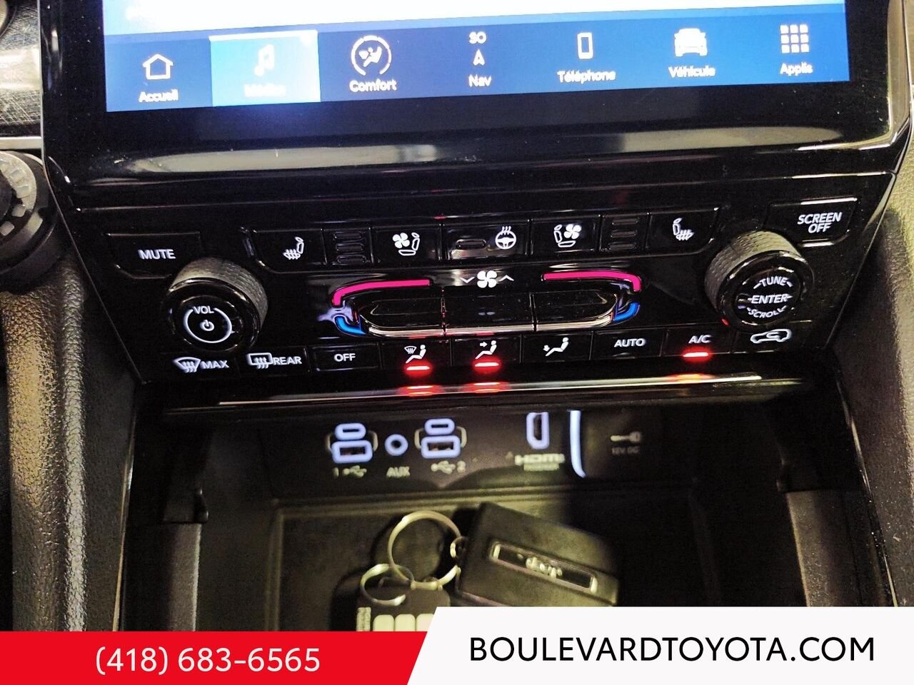 2022 Jeep Grand Cherokee 99505A-120 | TRAILHAWK 4XE, 4X4 White Québec - photo #20