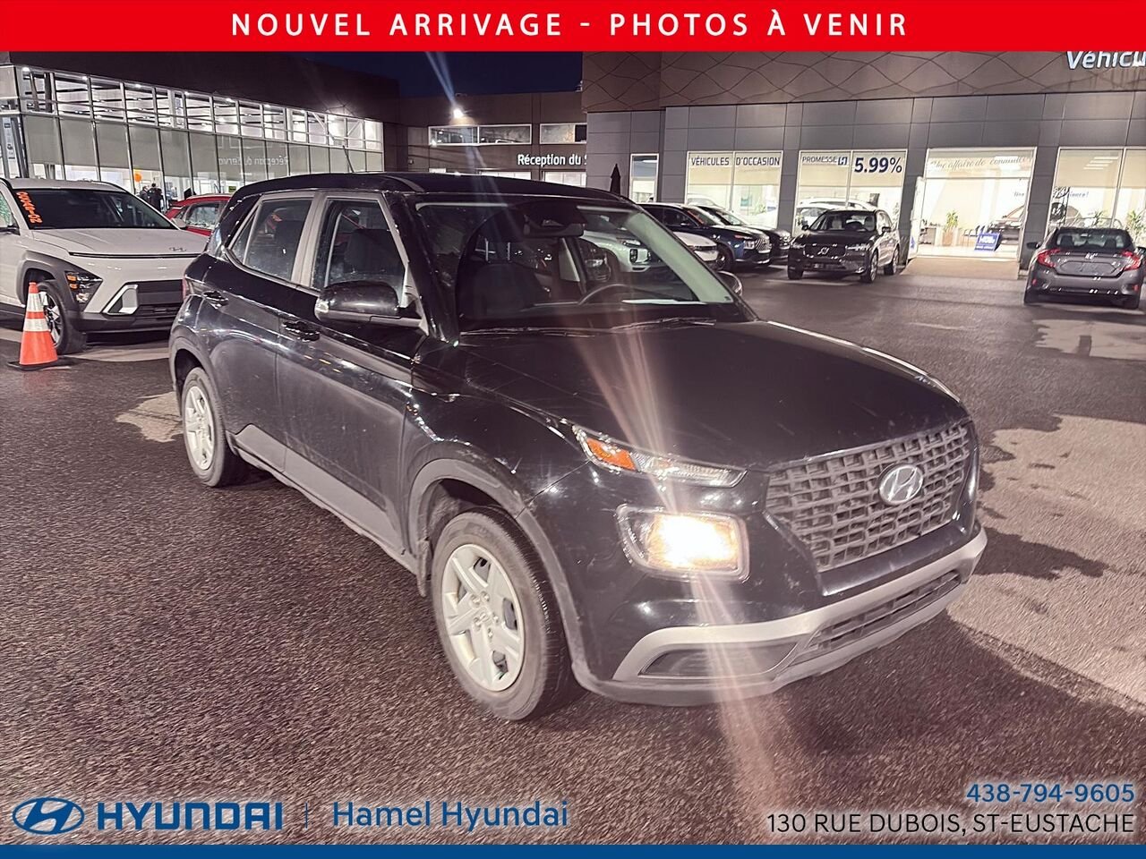 2023 Hyundai Venue Black Saint-Eustache - photo #1