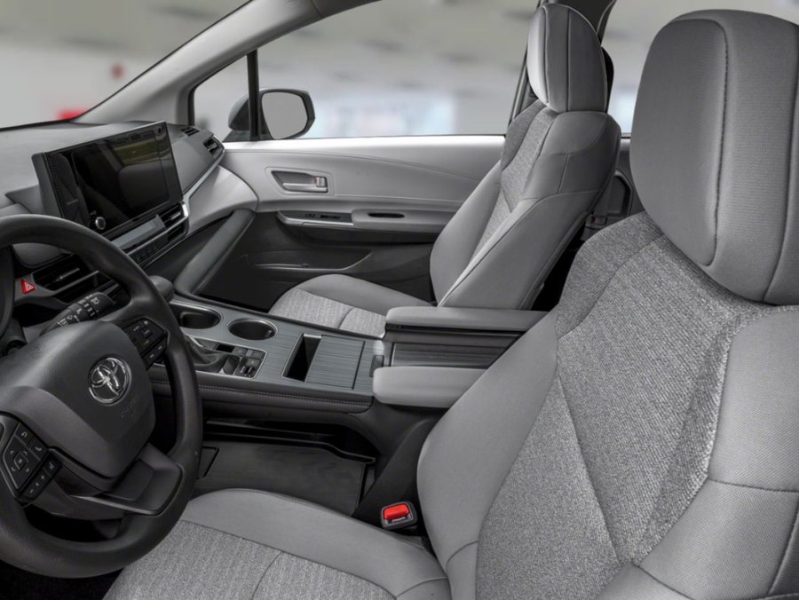 2026 TOYOTA Sienna LE TA 8 places White