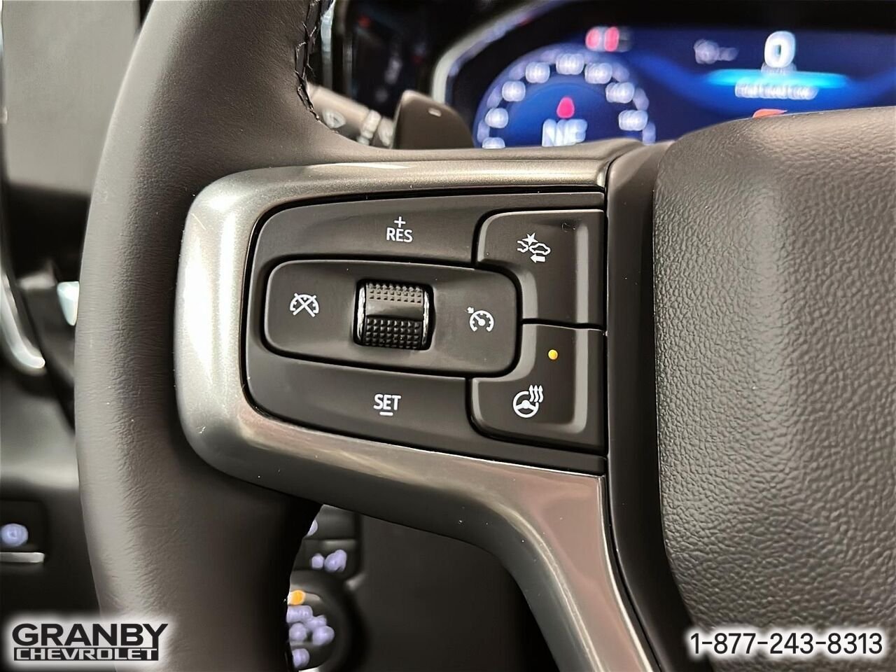 CHEVROLET Silverado 1500 K1500 SILVERADO CREW CAB RST STD/BOX (1SP) | E26-0992 2026 GRIS STERLING METALLISE Granby - photo #20