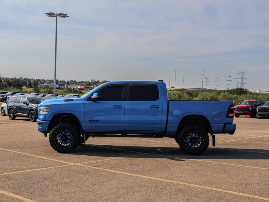 2021 Ram 1500 2021 Blue