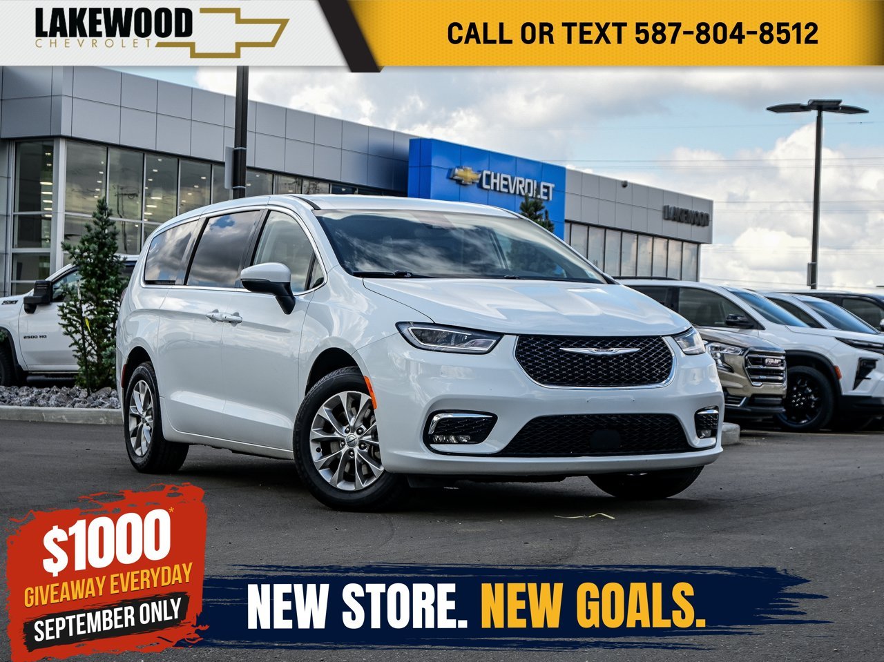 2023 Chrysler Pacifica Touring L AWD White Sherwood Park - photo #0