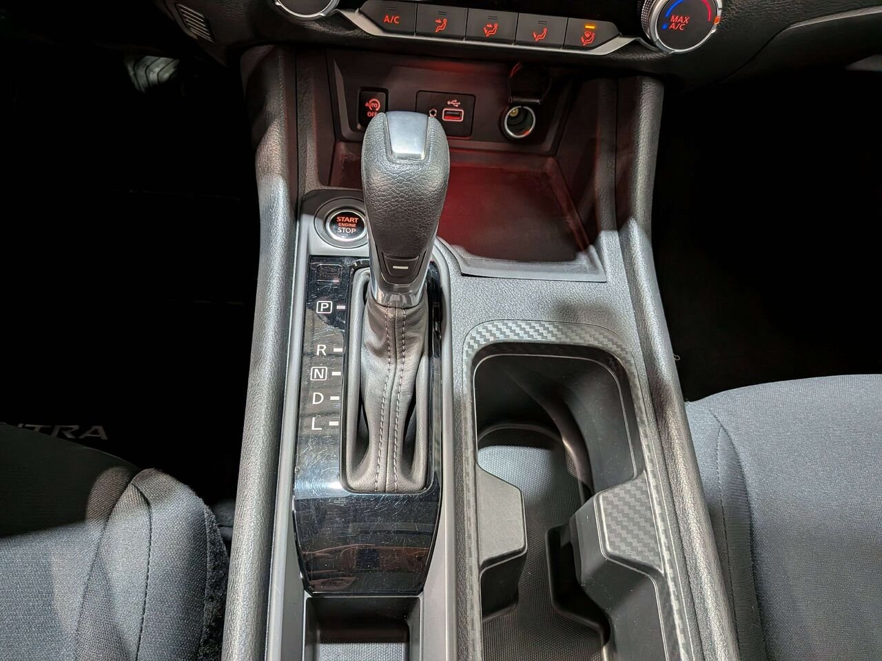 2024 Nissan Sentra S Plus CVT Black Val-David - photo #24