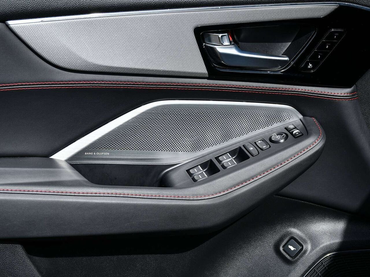 2025 Acura MDX A-Spec - ACURA CERTIFIED Silver Etobicoke - photo #12