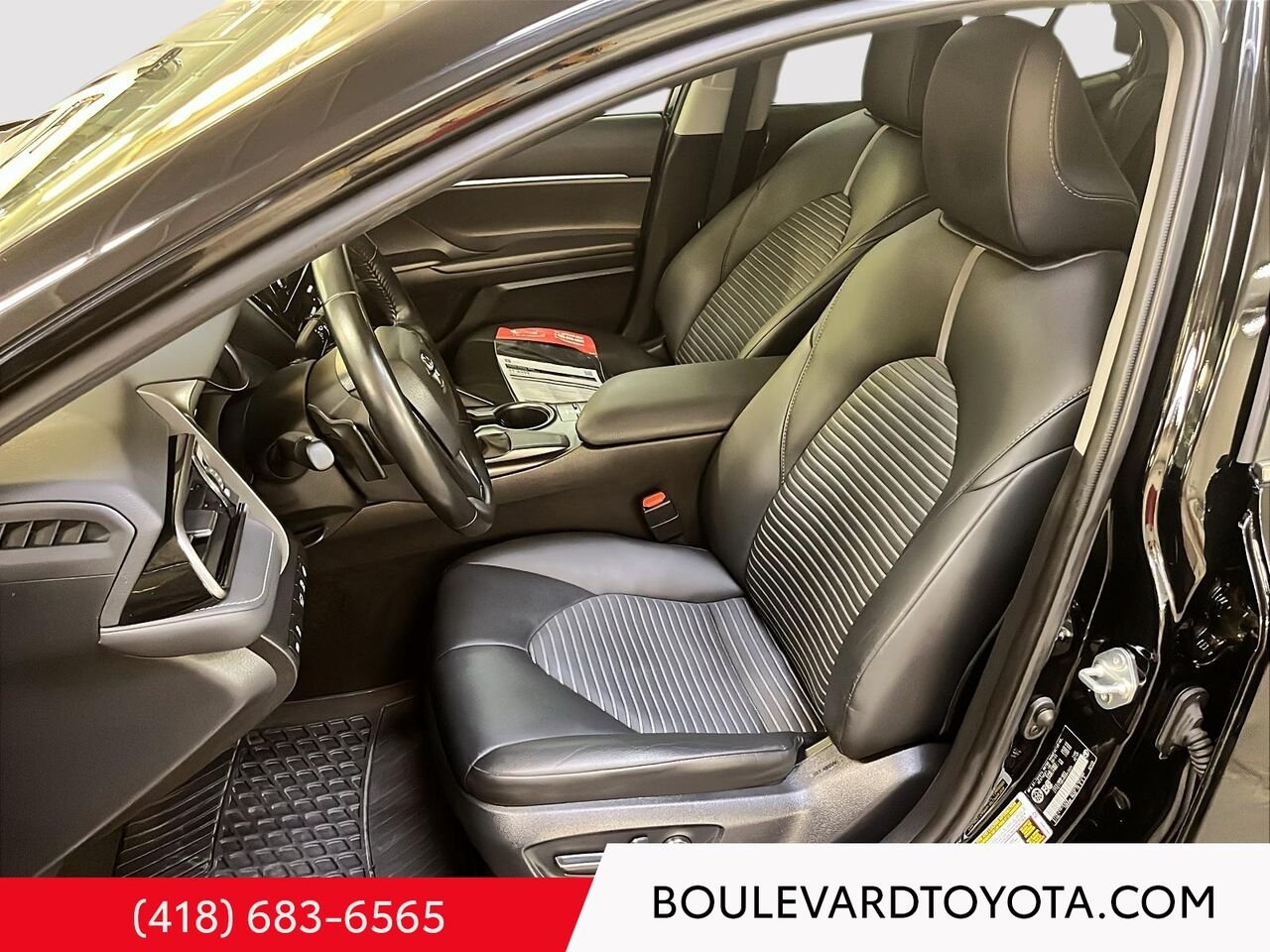 2024 Toyota Camry 100207A-88 | SE Black Québec - photo #8