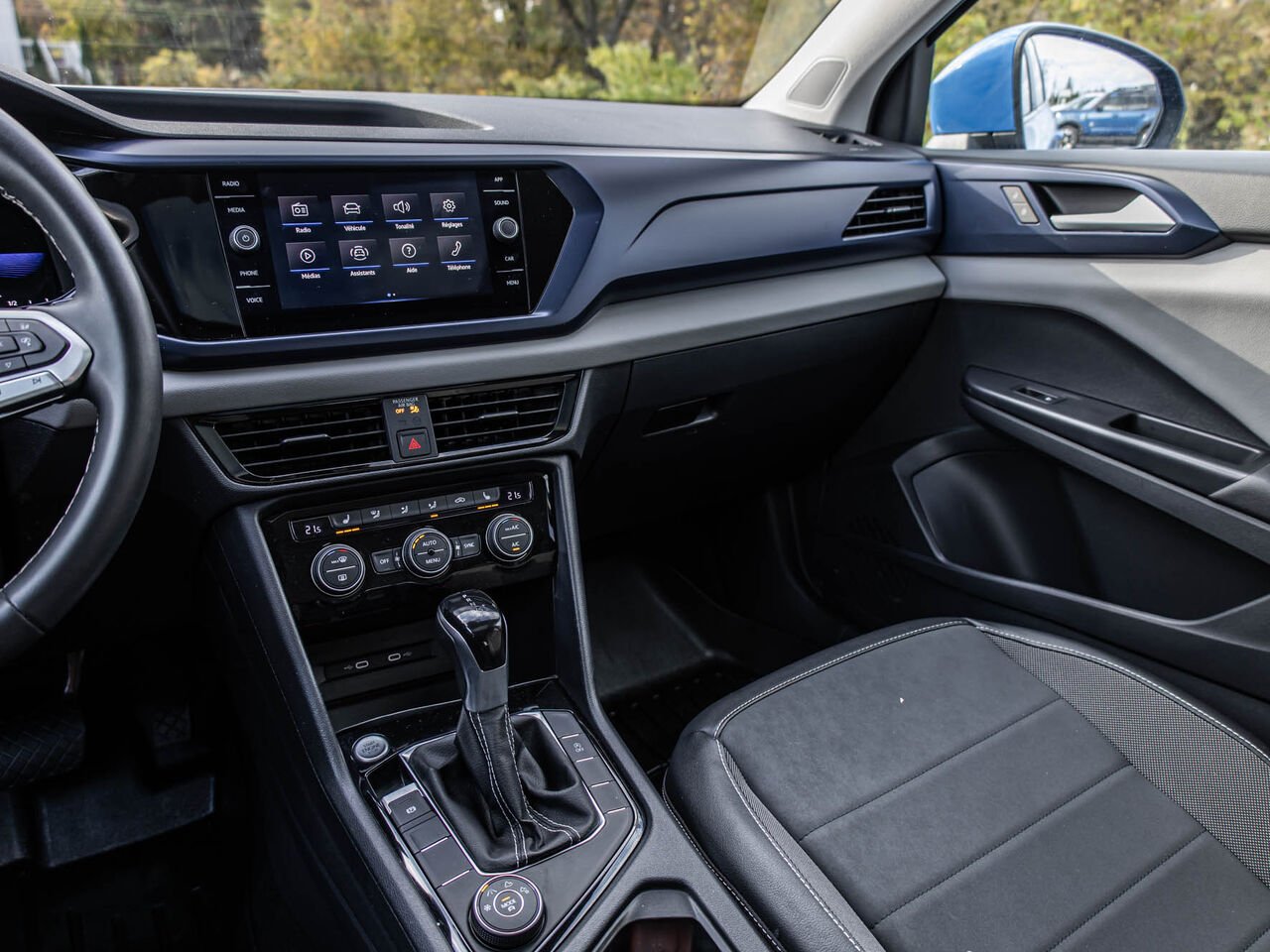 2023 Volkswagen Taos Blue Sainte-Julienne - photo #18