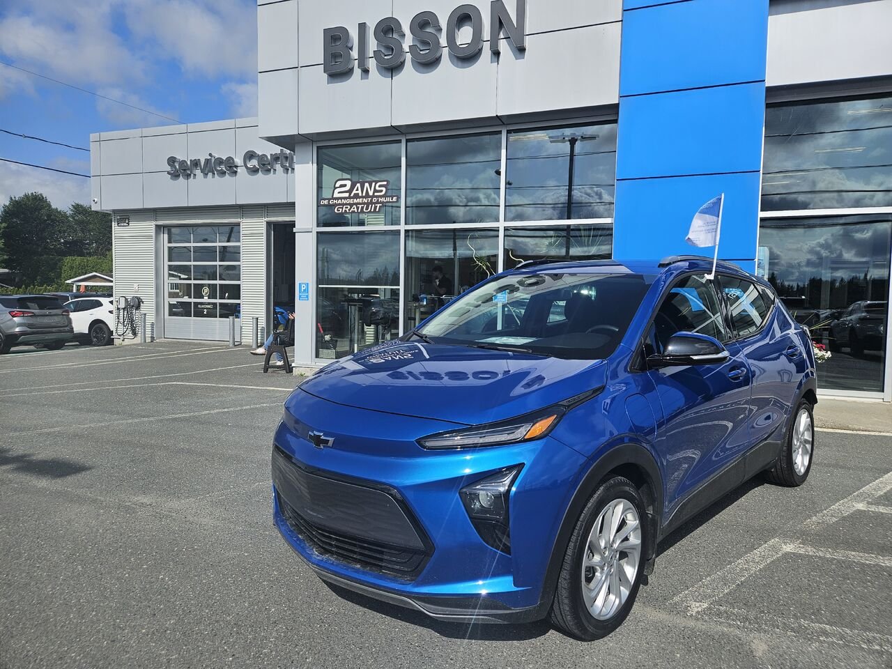 2023 Chevrolet Bolt EUV Traction avant 4 portes LT Blue Thetford Mines - photo #0