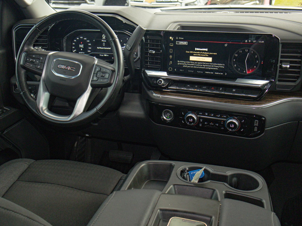 2024 GMC Sierra 1500 4WD Crew Cab 147 Elevation Black Sherwood Park - photo #28