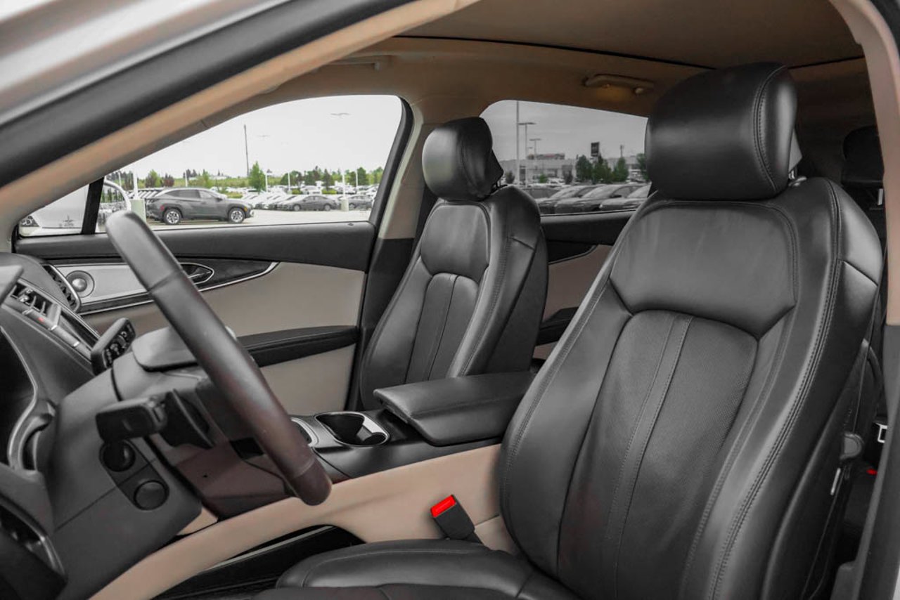 2020 Lincoln Nautilus Reserve AWD White Sherwood Park - photo #31