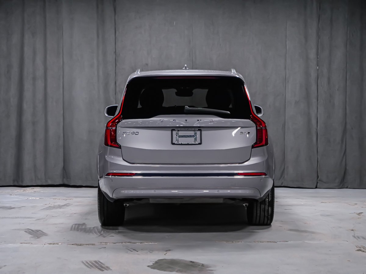 Volvo XC90 B6 CORE BRIGHT 2026 Argent Montréal - photo #4