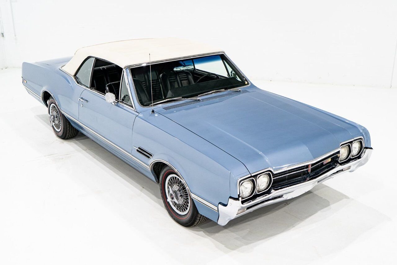 Oldsmobile 442 PRIX EN USD | Matching# 400cu.in. 4-Speed 1966 Bleu Montréal - photo #6