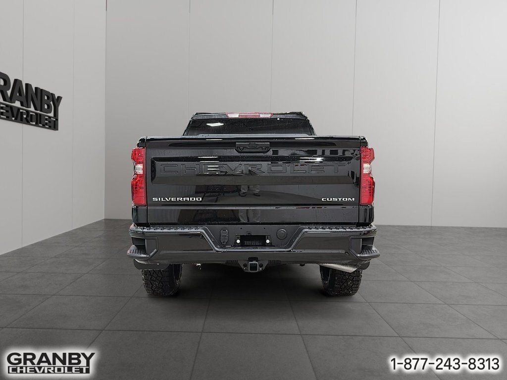 2026 CHEVROLET Silverado 1500 K1500 SILVERADO CREW CAB CUSTOM TRAIL BOSS STD/BOX (2CX) | E26-1088 STERLING GREY METALLIC Granby - photo #5