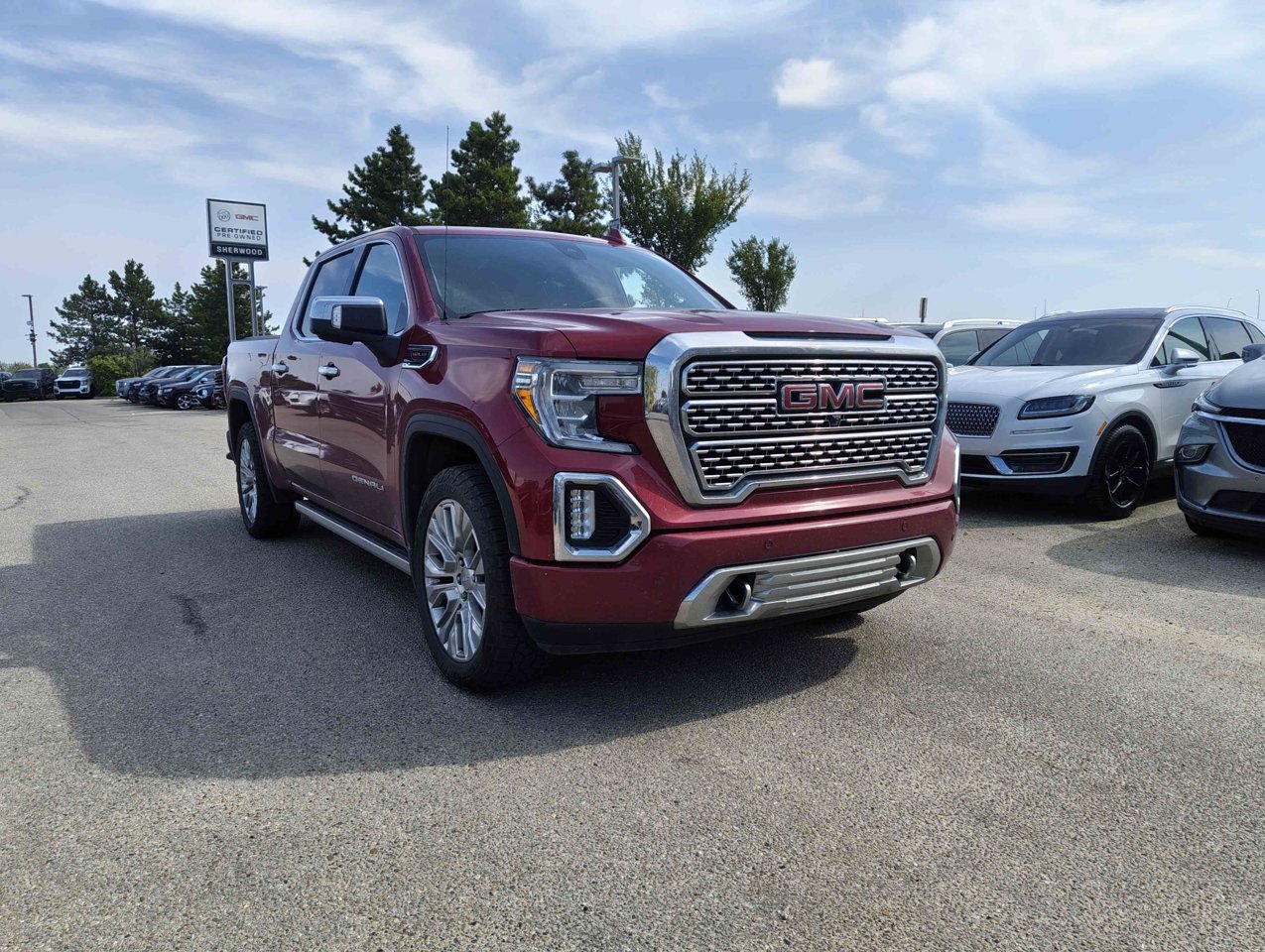 2020 GMC Sierra 1500 4WD Crew Cab 147 Denali Red Sherwood Park - photo #2