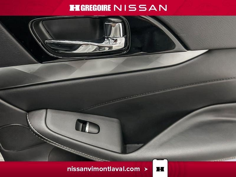2023 Nissan Maxima White Saint-Eustache - photo #14
