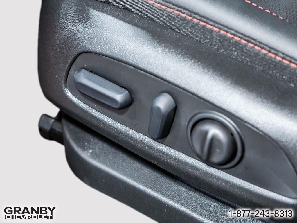 CHEVROLET Bolt BOLT EV RS (2RS) | E27-0193 2027 ORANGE HABANERO Granby - photo #19
