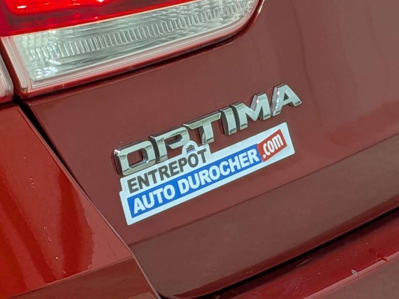 2018 Kia Optima LX Auto Red Val-David - photo #28