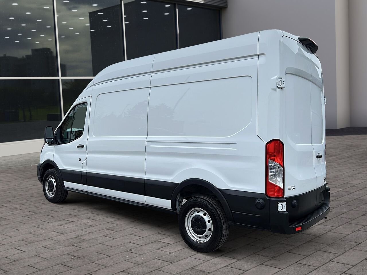 Ford Transit T-250 PA toit surélevé 2024 Blanc Québec - photo #3