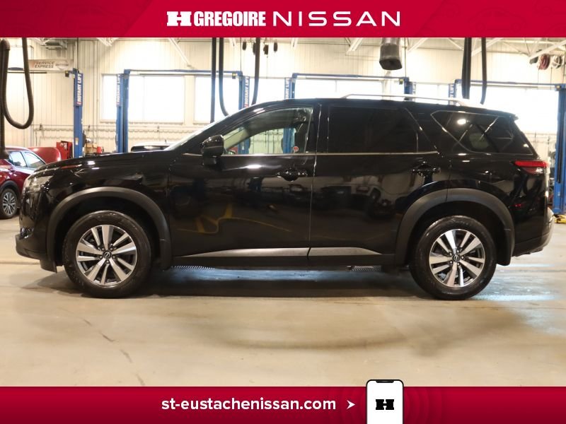 2024 Nissan Pathfinder Black Laval - photo #17