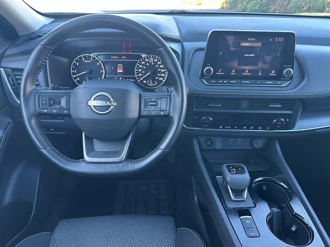 2025 Nissan Rogue SV TI avec ensemble toit ouvrant gray Matane - photo #11