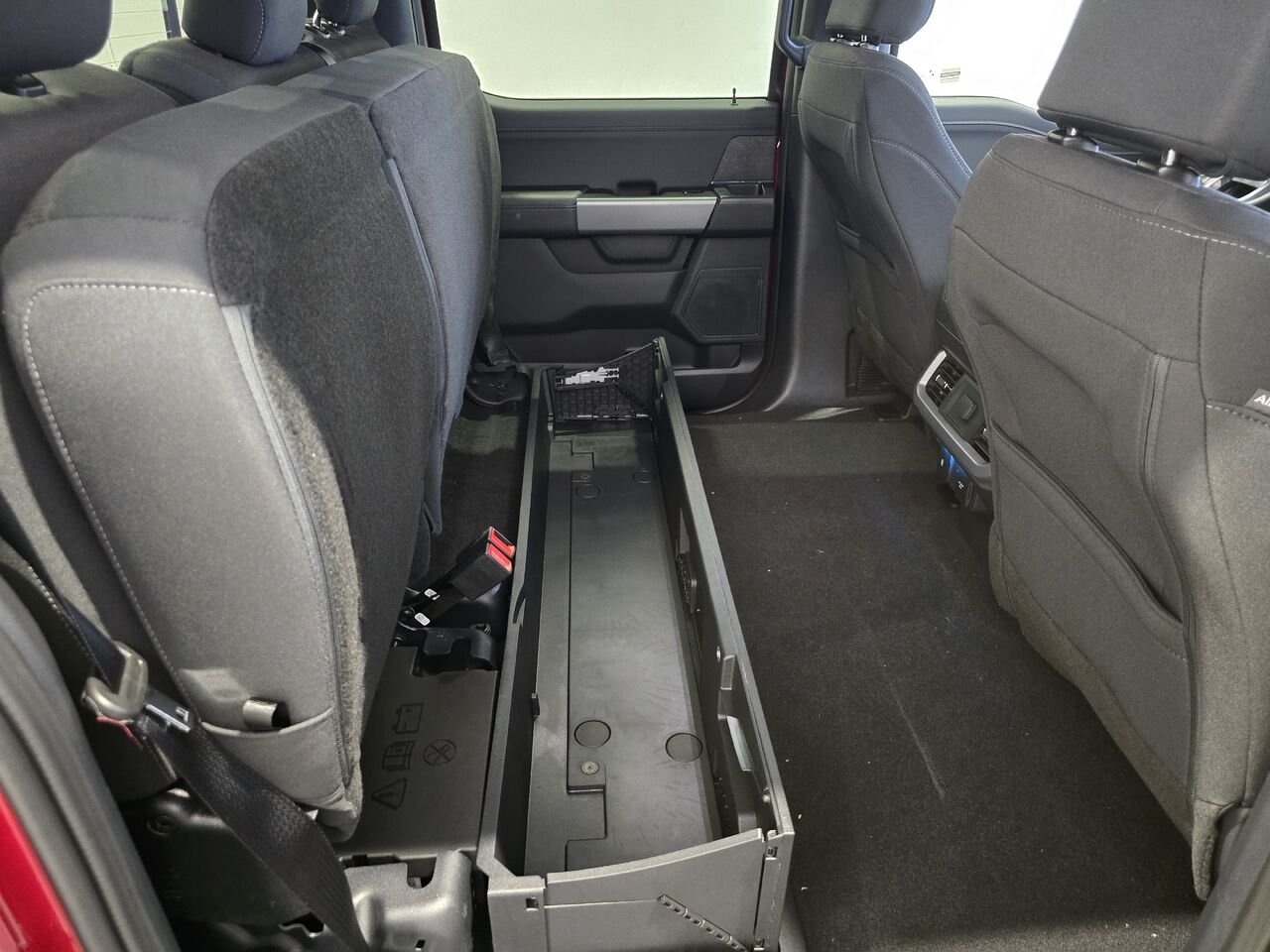 2026 Ford F-150 Red Saint-Eustache - photo #9