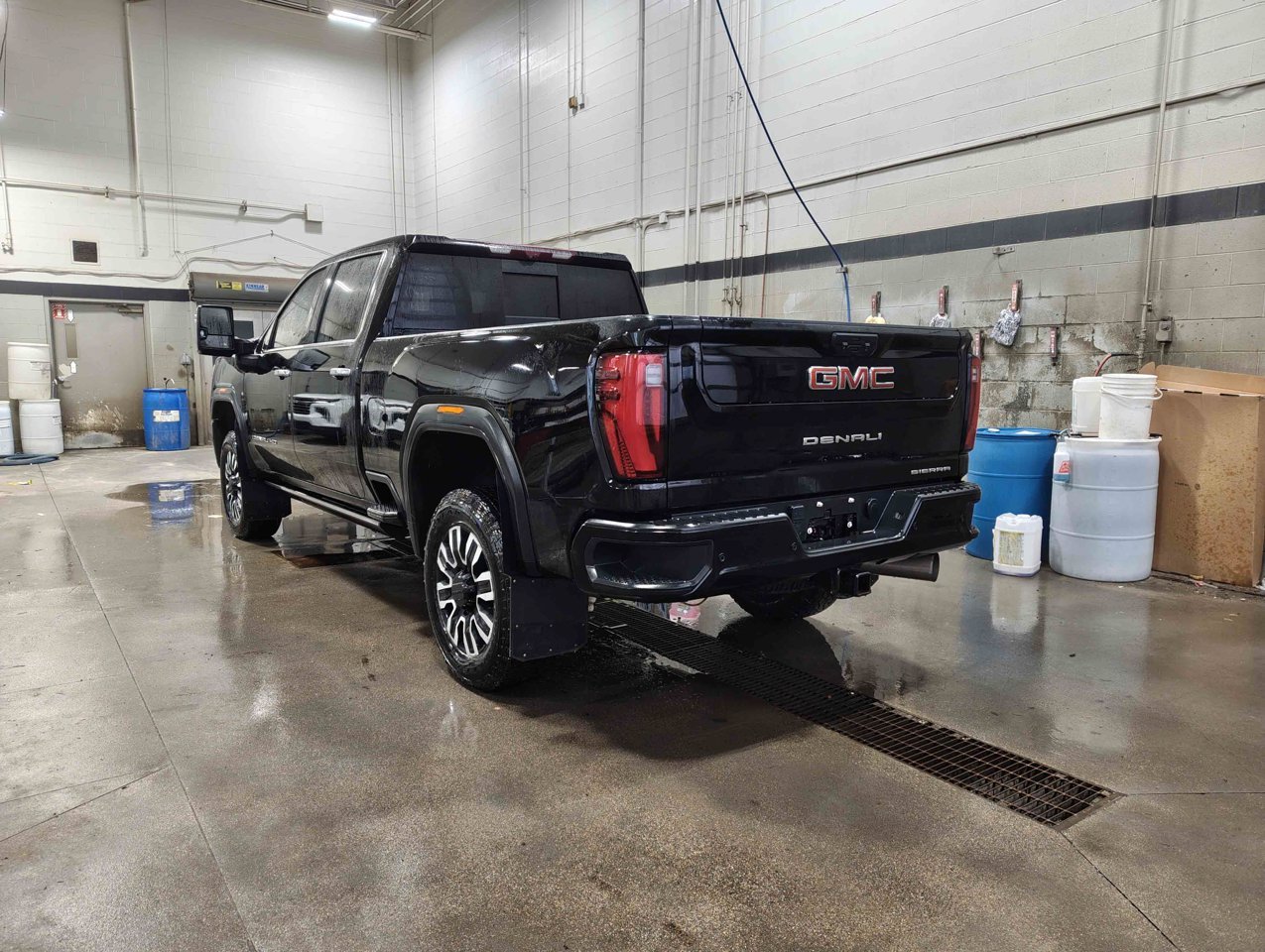 2024 GMC Sierra 2500HD 4WD Crew Cab 159 Denali Black Sherwood Park - photo #4