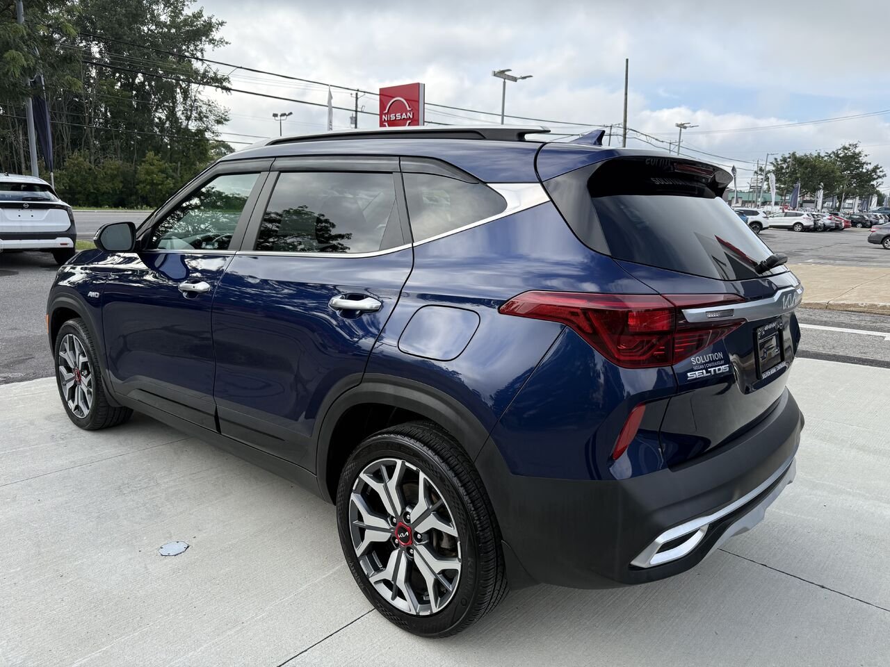 Kia Seltos SX Turbo TI avec intérieur noir 2023 Bleu Châteauguay - photo #2