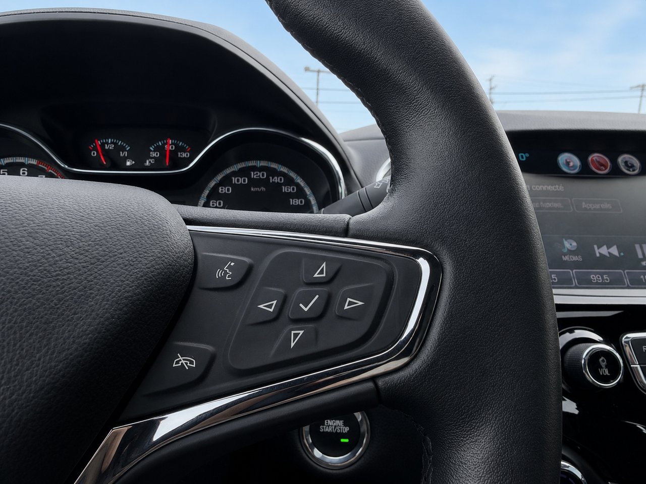Chevrolet Cruze JAMAIS ACCIDENTÉ / APPLE CARPLAY ET ANDROID AUTO / TOIT OUVRANT 2018 Rouge Châteauguay - photo #14
