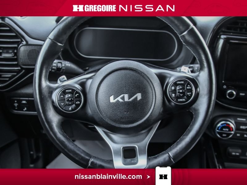 2022 Kia Soul Grey Blainville - photo #13