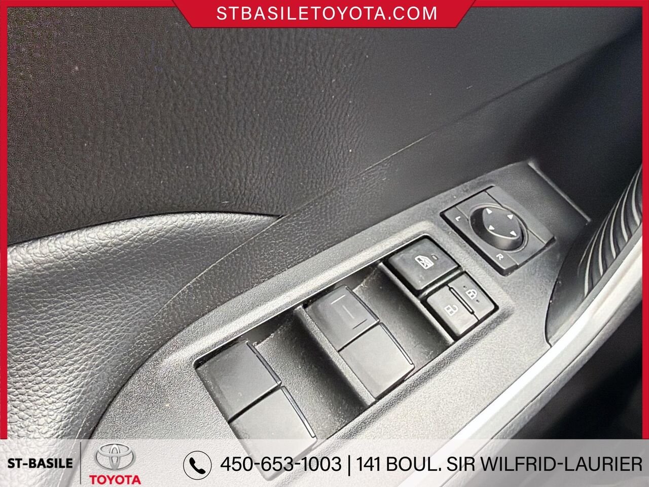 TOYOTA RAV4 2025 Gris Saint-Basile-le-Grand - photo #13