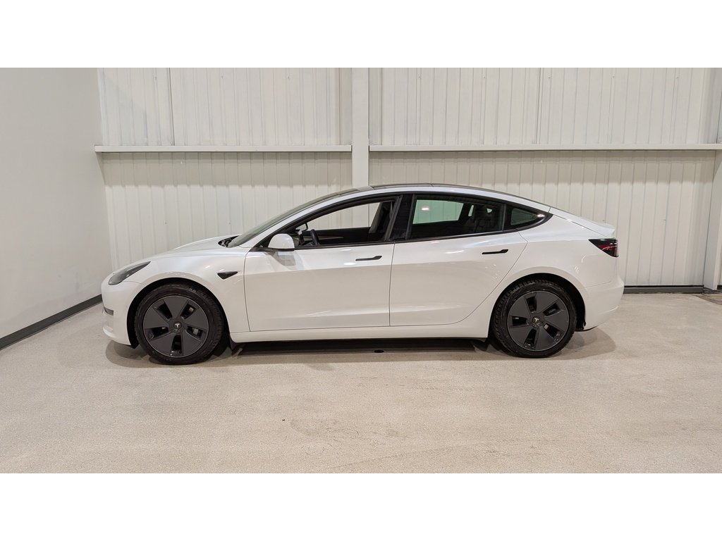 2021 Tesla Model 3 Standard Range RWD *Ltd Avail* Red Val-David - photo #3
