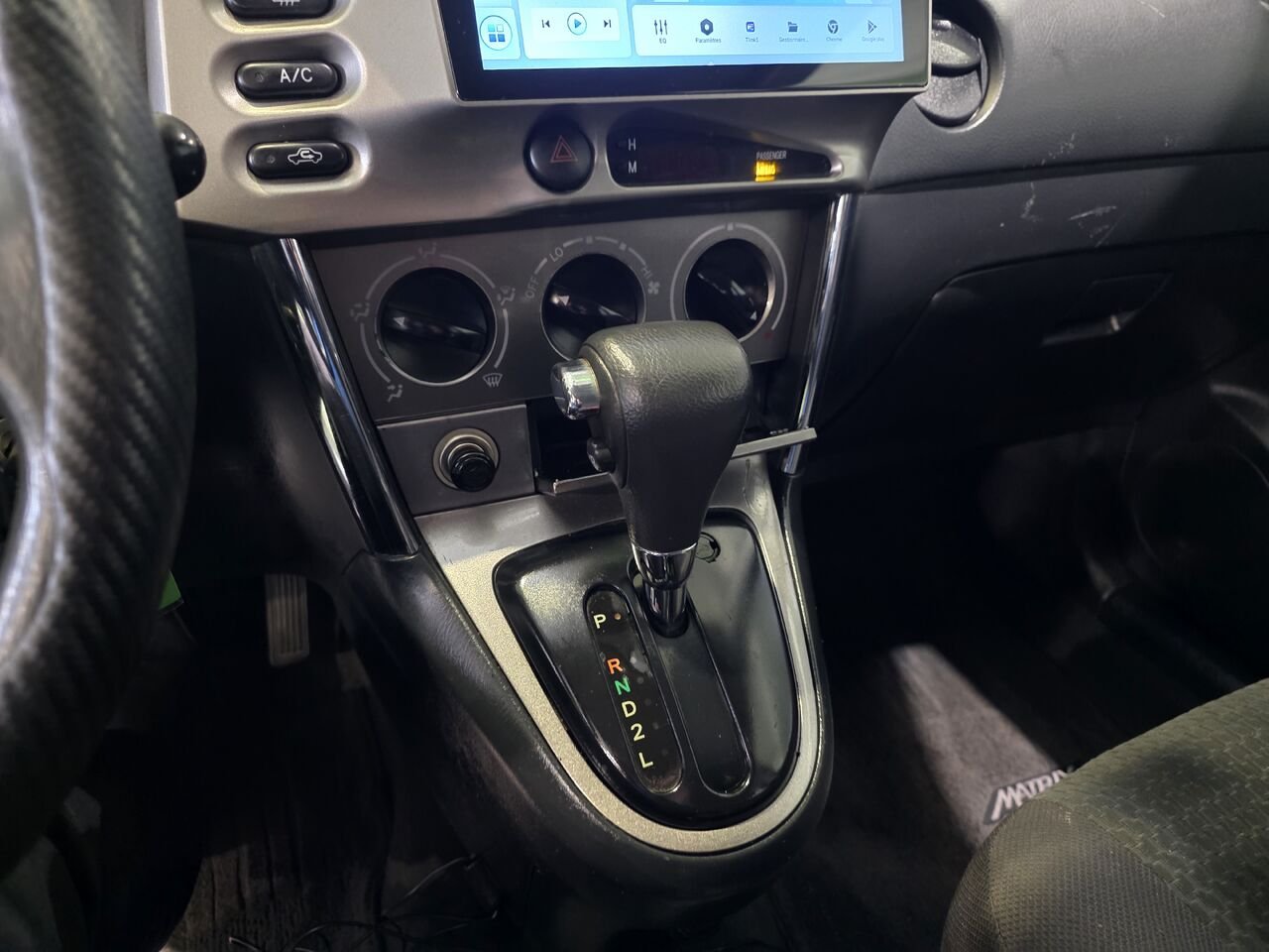Toyota Matrix 2005 Argent Longueuil, - photo #16