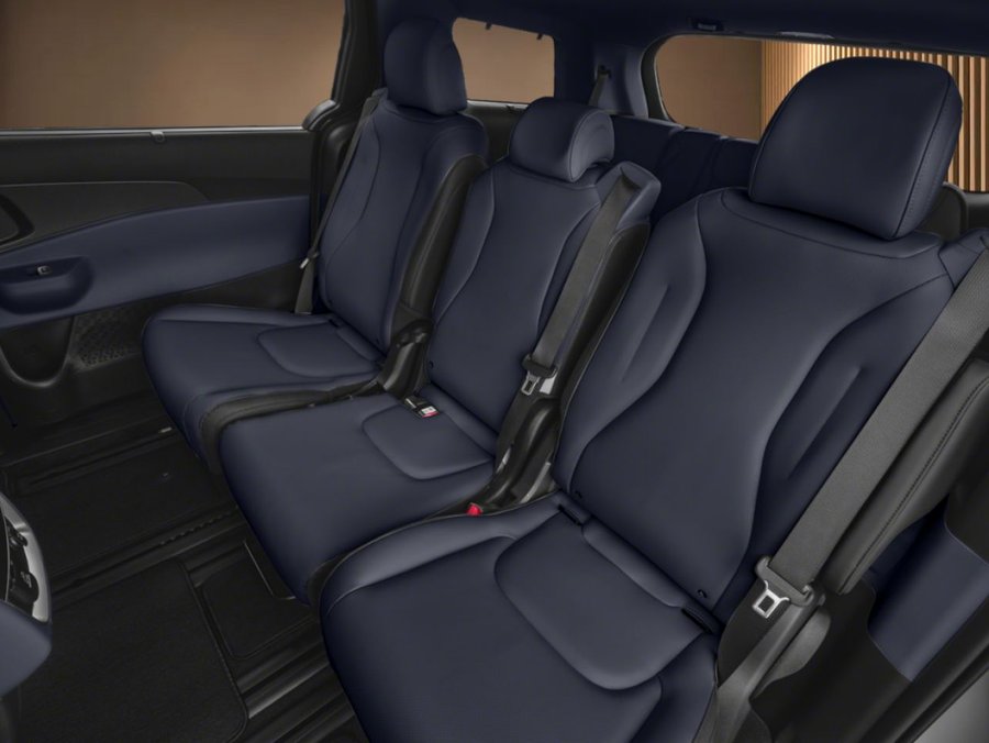 2027 Kia Carnival SX TA Snow White Pearl