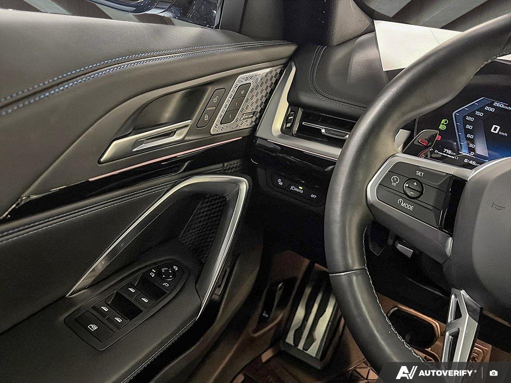 2024 BMW X1 M35i xDrive 2602174A | M35i xDrive, stunning, less than 47,000km Blue Edmonton - photo #15