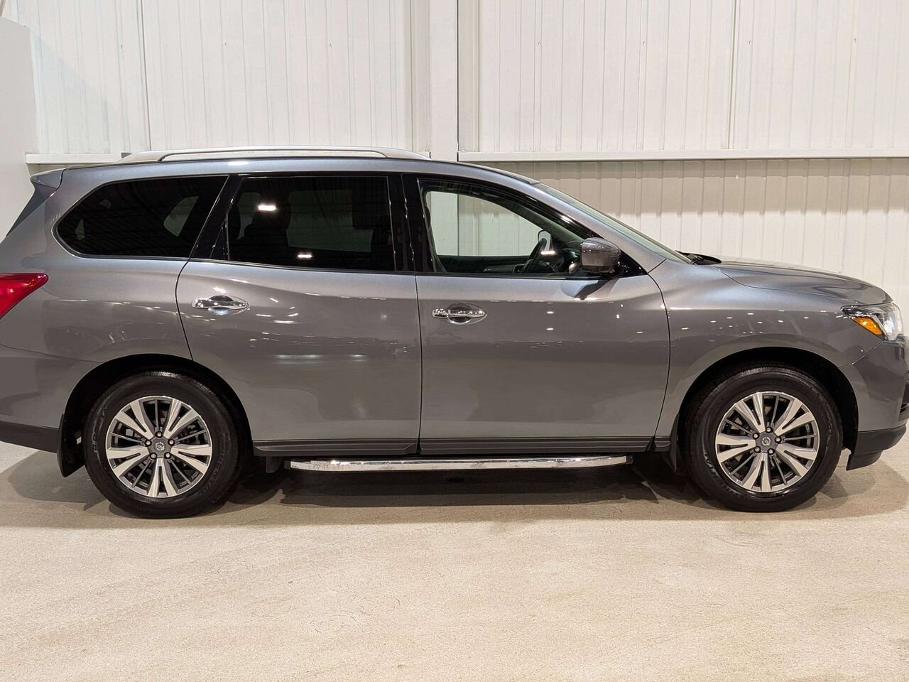 Nissan Pathfinder 2020 Gris Val-David - photo #3