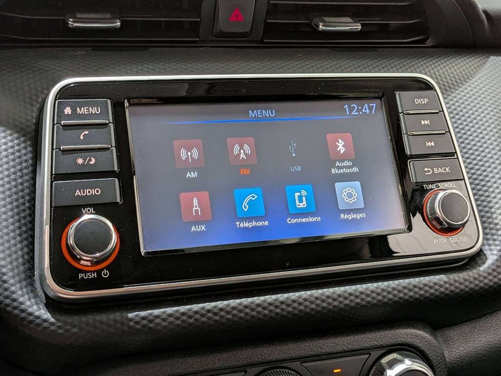 2024 Nissan Kicks S FWD Blue Val-David - photo #19