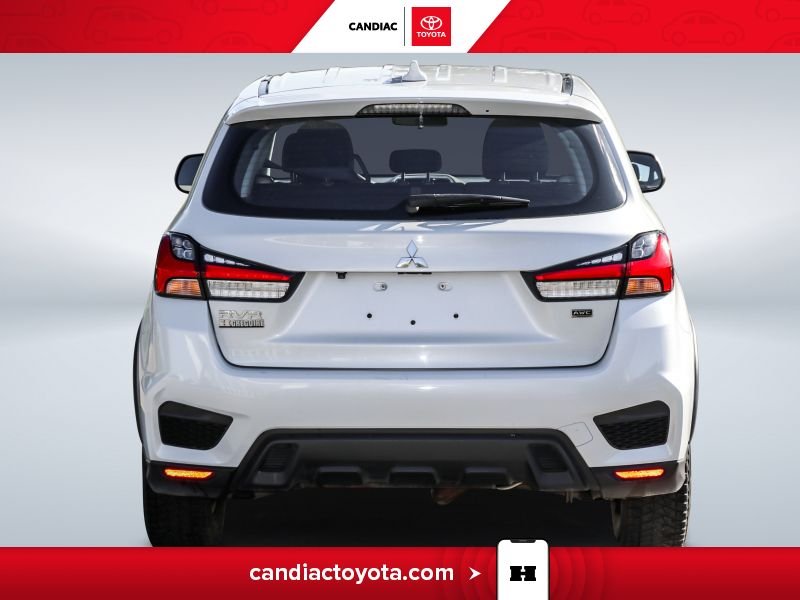2022 Mitsubishi RVR White Saint-Eustache - photo #7