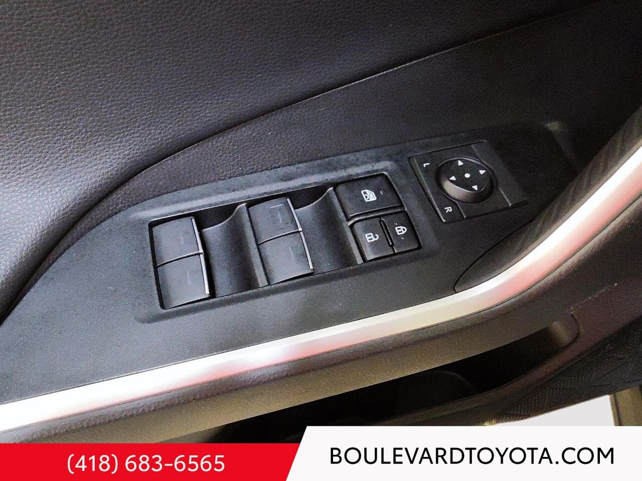 2024 Toyota RAV4 97734B-130 | TRAIL Midnight Black Metallic Québec - photo #7
