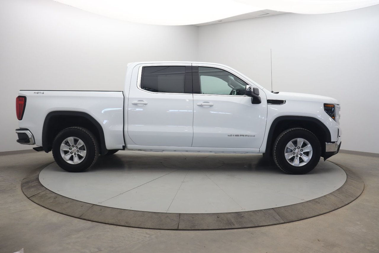 2022 GMC Sierra 1500 SLE White Baie-Comeau - photo #2