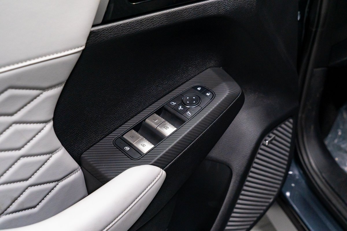 Mitsubishi Outlander PHEV SEL 2026 Fini Gris pierre de lune de qualité supérieure Montréal - photo #12