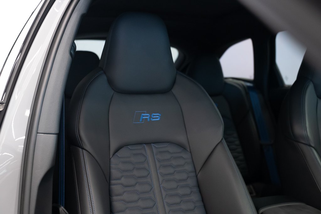 Audi RS 6 Avant 4.0 TFSI quattro Tiptronic de performance 2025 Gris Kirkland - photo #19